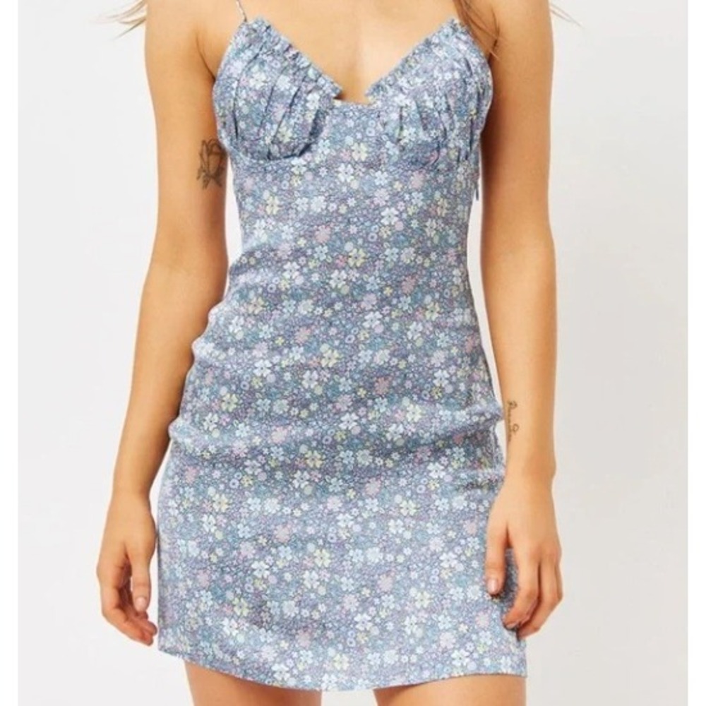 NWT Frankies Bikinis Arielle Silk Mini Dress Blue Floral Womens M Babydoll Slip